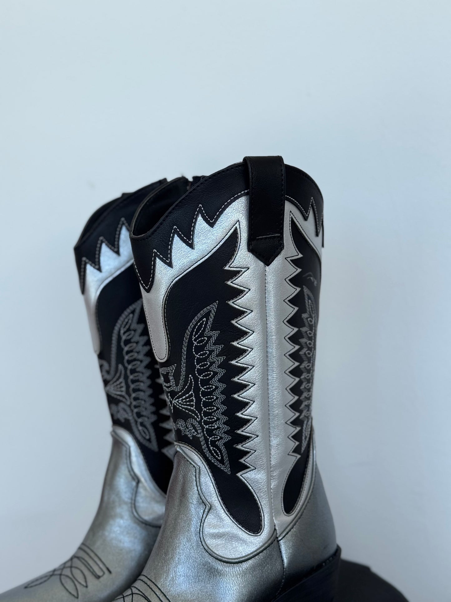 COWBOY BOOTS GALAXY