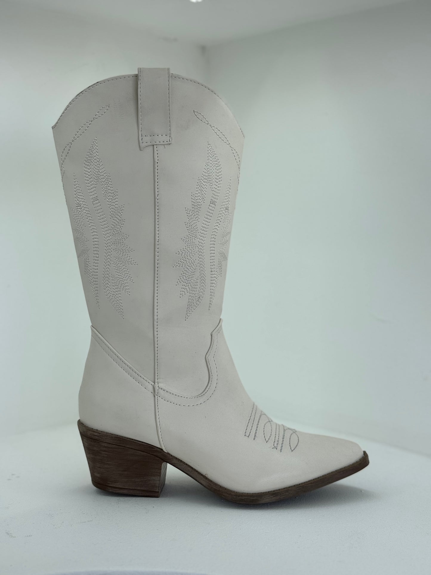 SOFI COWBOY BOOTS LATTE