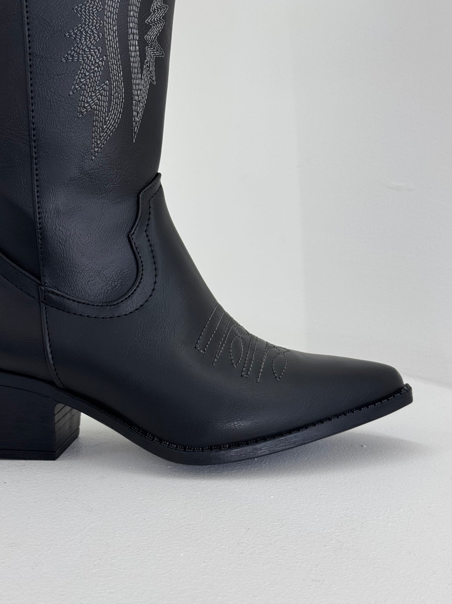 SOFI COWBOY BOOTS NEGRO