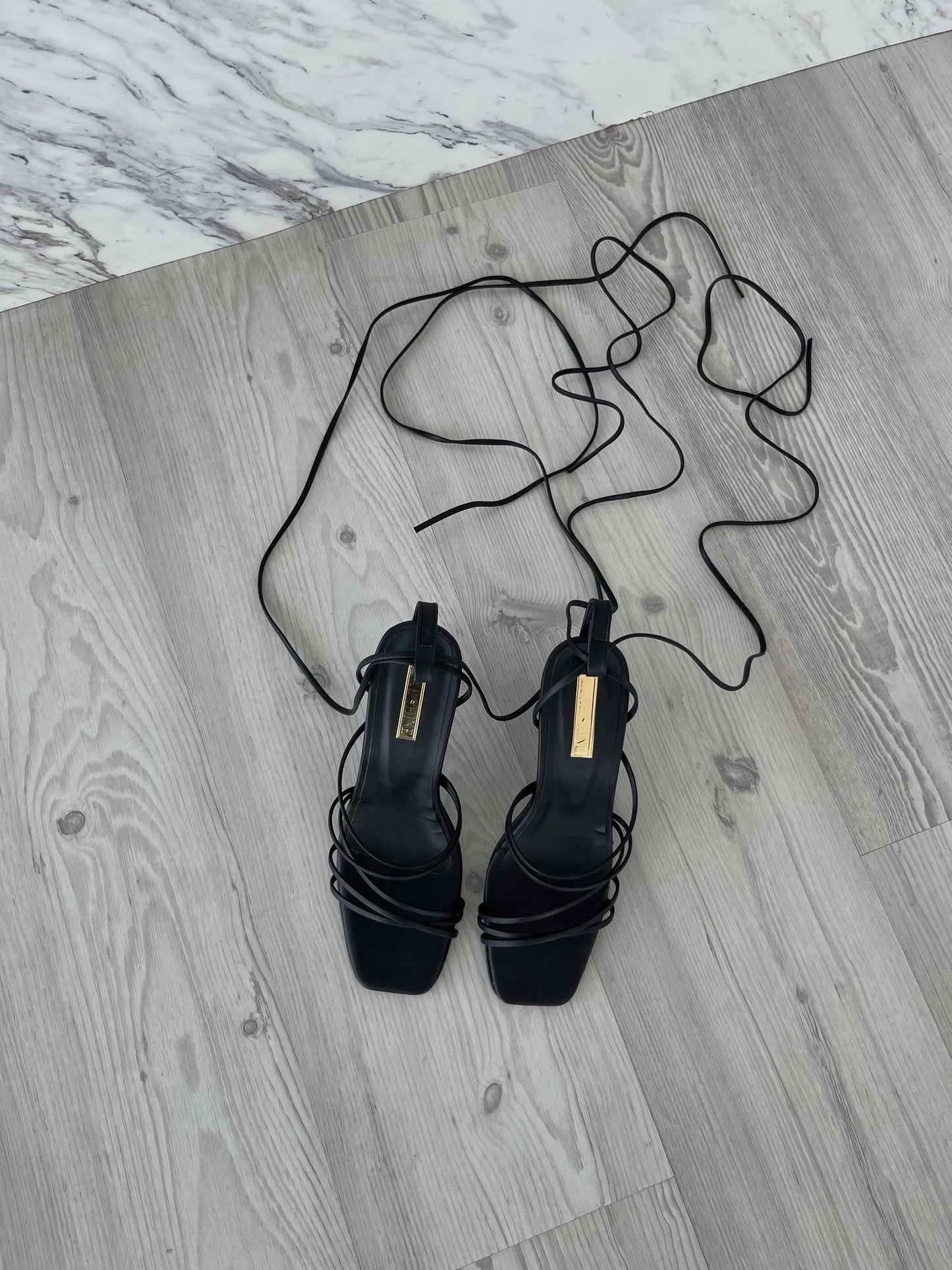 BLACK STRAPPY HEELS