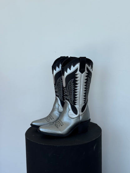 COWBOY BOOTS GALAXY