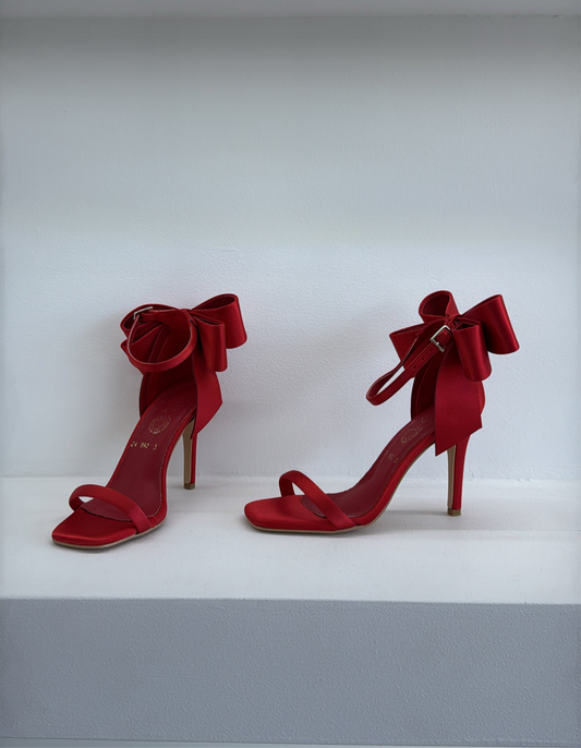 KITTY HEELS SATIN ROJO