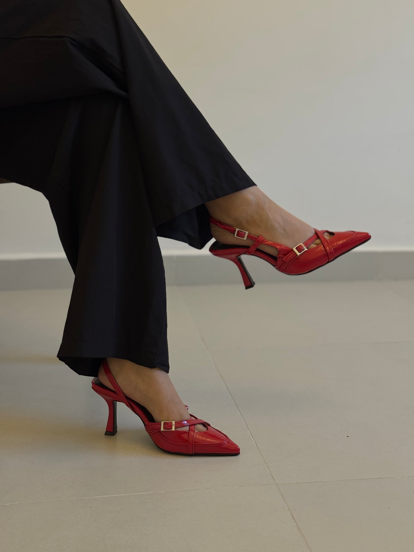 LILI KITTEN HEELS ROJO CEREZA