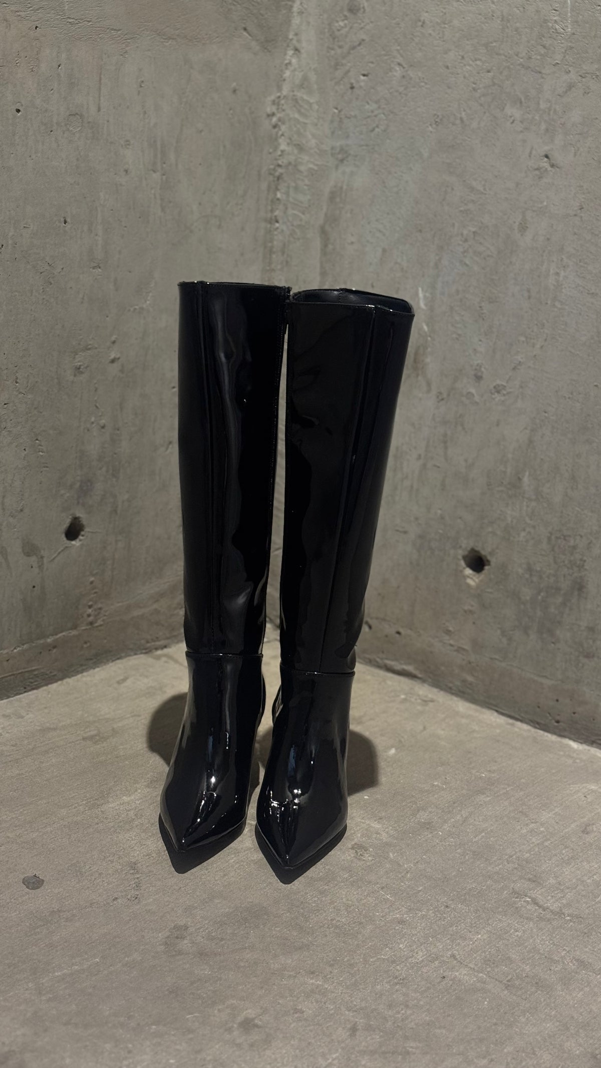 Luxe boots charol negro 🪽